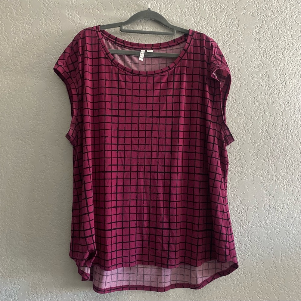 Elle short sleeve blouse